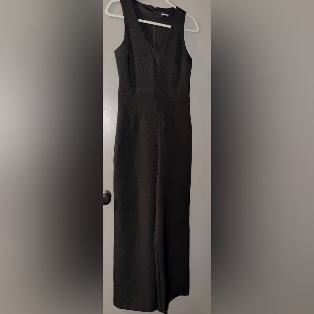 Express Black Sleeveless V-Neck Jumpsuit